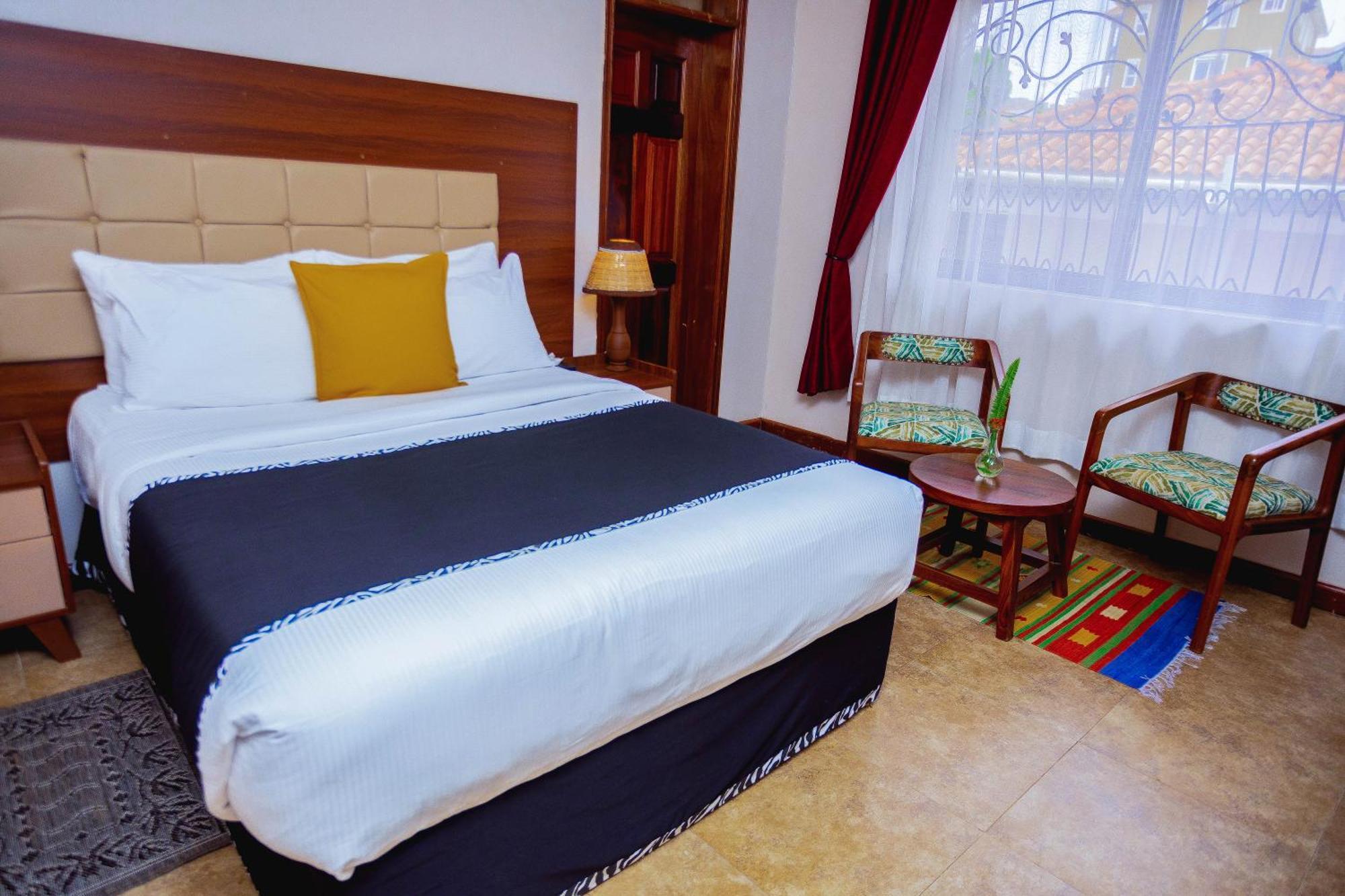 Gazelle Guest House Kampala Exterior photo